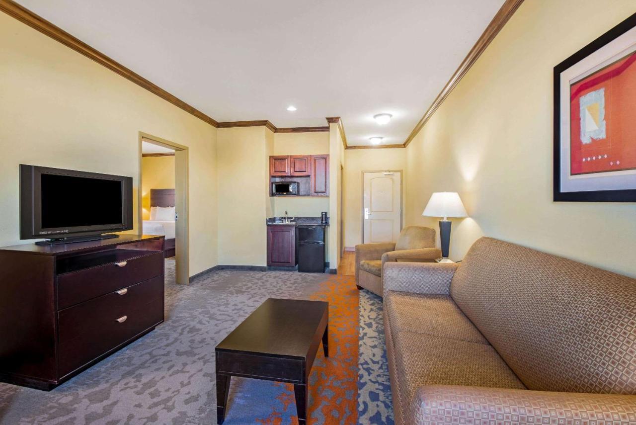 La Quinta By Wyndham Eastland Hotell Eksteriør bilde