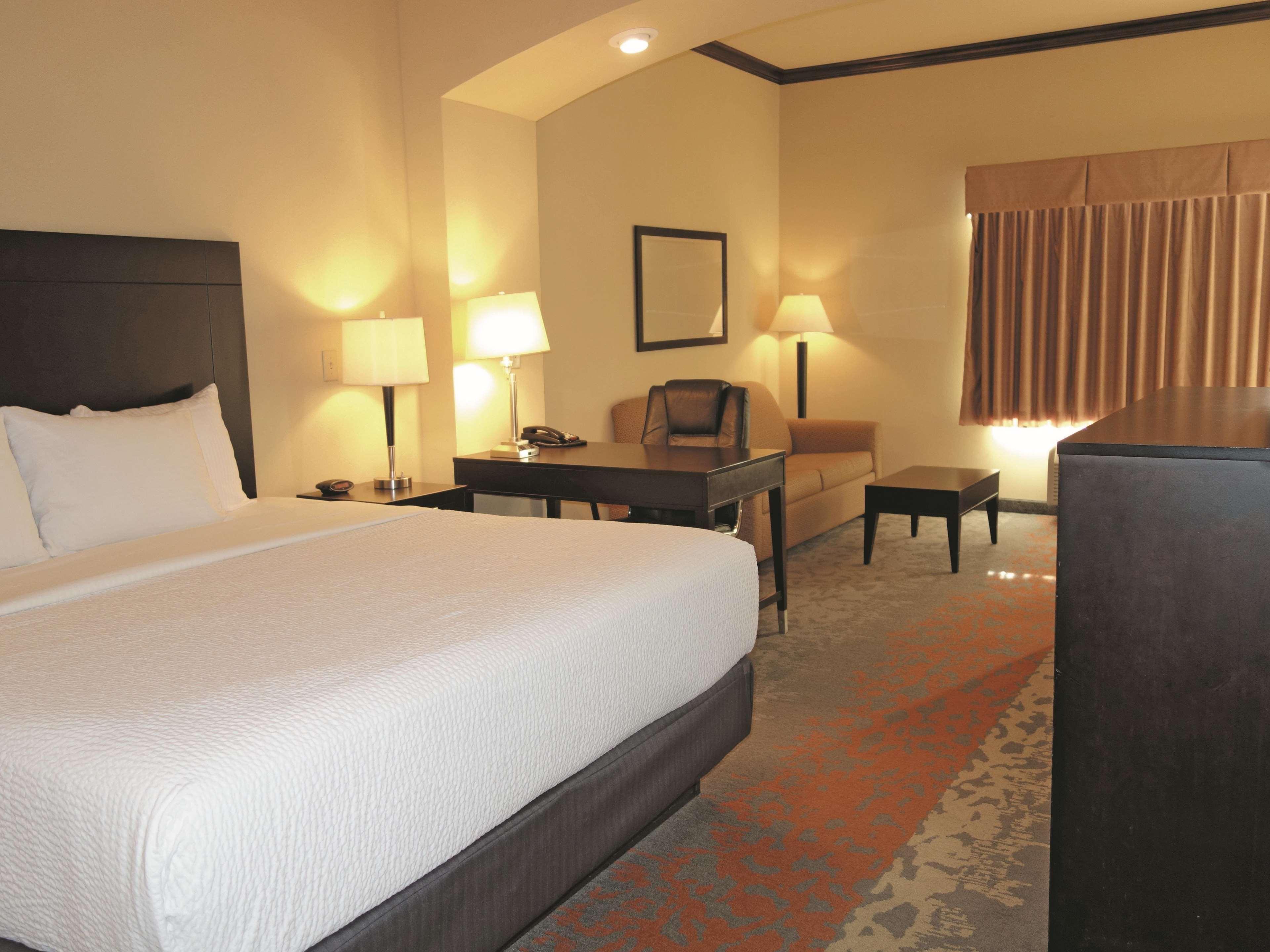 La Quinta By Wyndham Eastland Hotell Eksteriør bilde