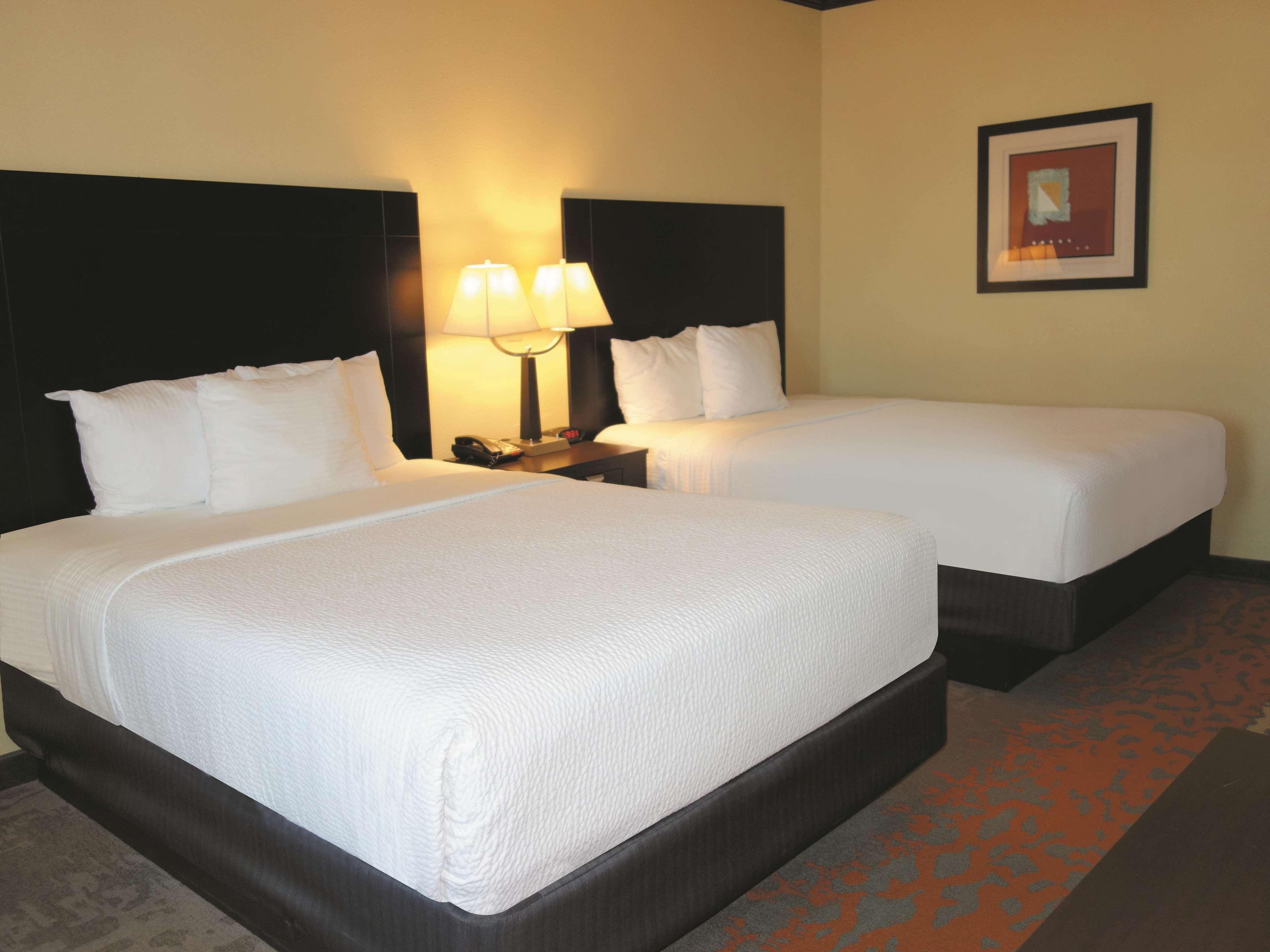 La Quinta By Wyndham Eastland Hotell Eksteriør bilde